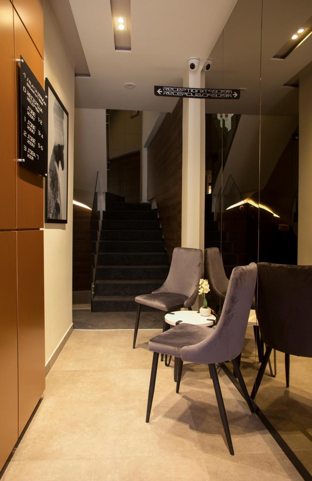 Garni Hotel Boutique 25H Ниш Экстерьер фото